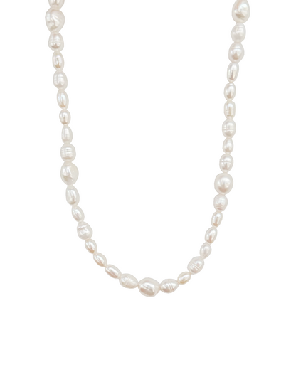 CINDY PEARL NECKLACE