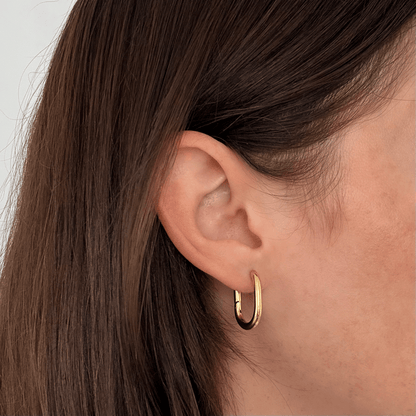 BASIC OVAL HOOPS GOLD