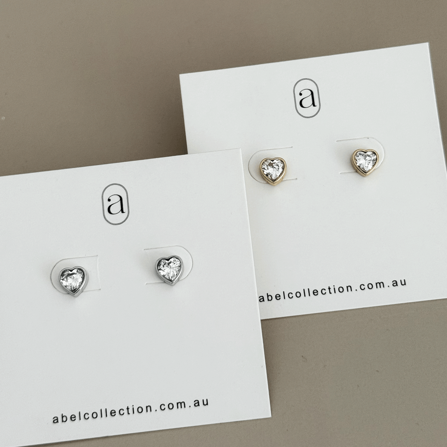 SMALL HEART STUD EARRINGS GOLD