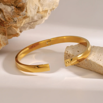 plain clasp bangle bracelet gold