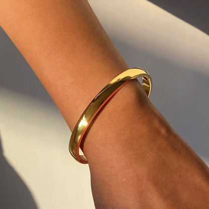 plain clasp bangle gold model