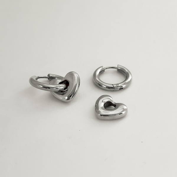 CHUNKY HEART HOOPS SILVER – Abel Collection